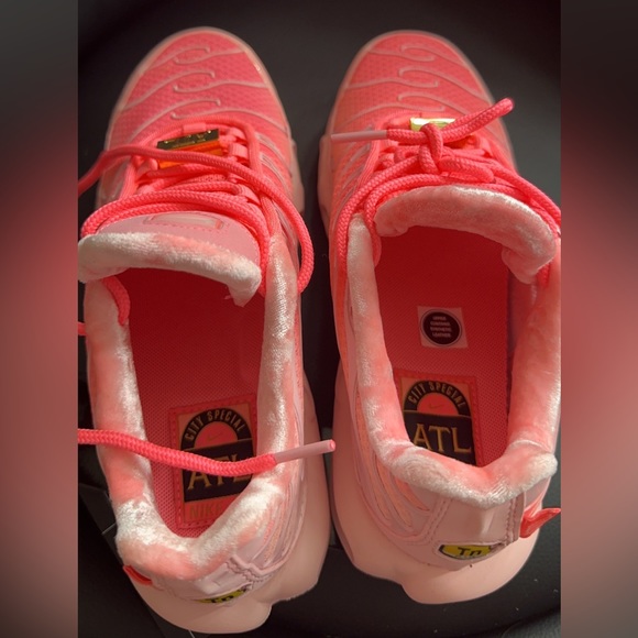 Nike pink atl air max - Picture 3 of 6